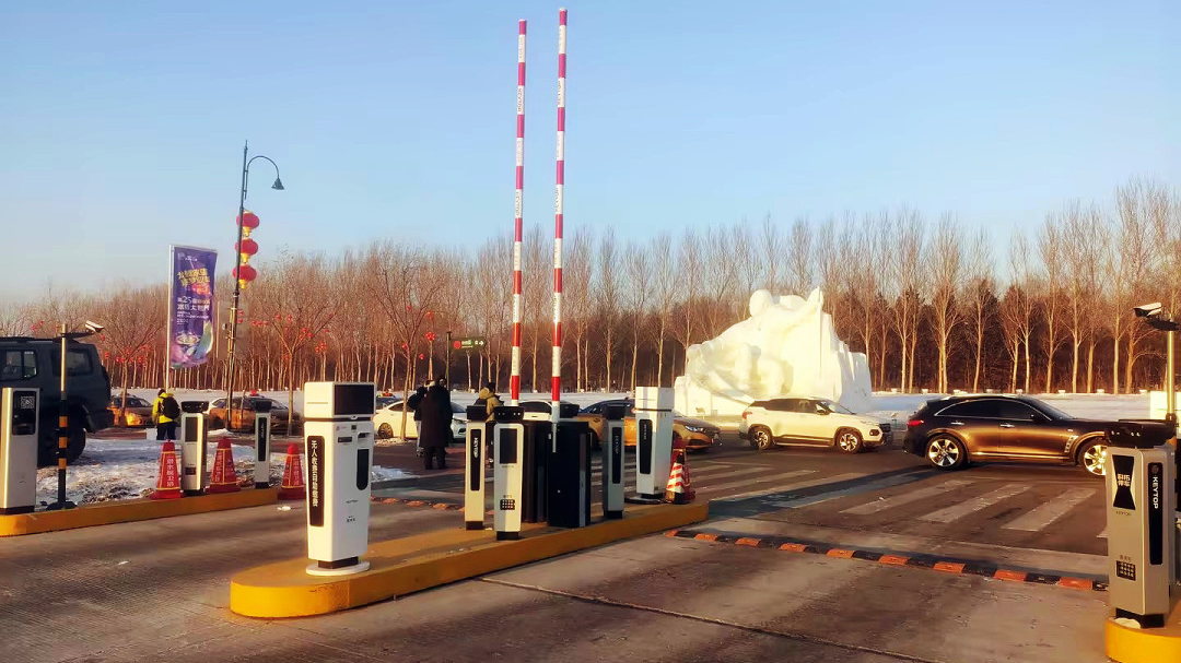 “爾濱”強勢出圈，科拓智慧停車助力多個景區(qū)迎接“八方來客”